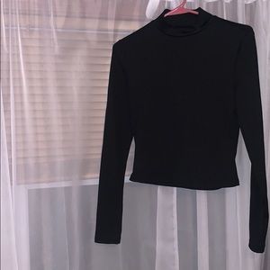 Long sleeve crop top